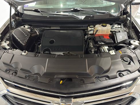 Used 2019 Chevrolet Traverse Premier image 41