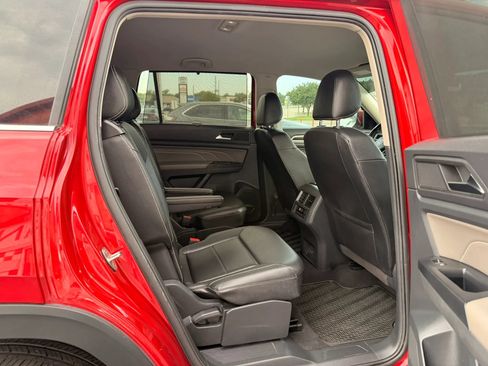 Used 2021 Volkswagen Atlas SE FWD image 30