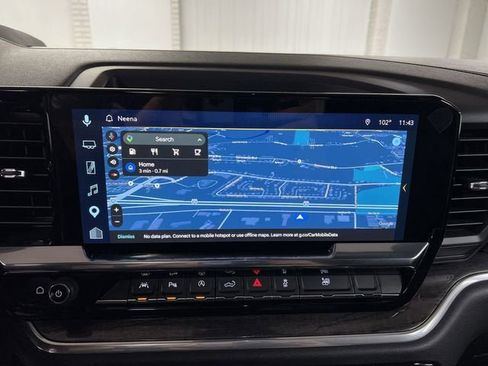 Used 2025 Chevrolet Silverado 1500 LTZ w/ LTZ Premium Package AWD/4WD image 14