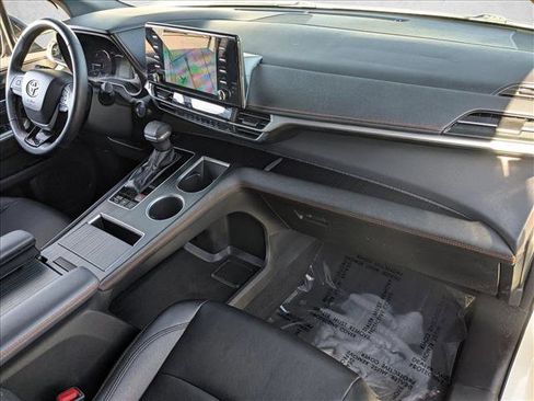 Used 2023 Toyota Sienna XSE image 23