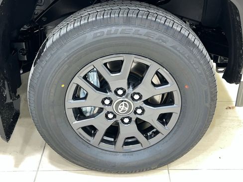 New 2026 Toyota 4Runner SR5 image 5