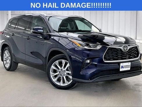 Used 2022 Toyota Highlander Limited AWD/4WD image 35