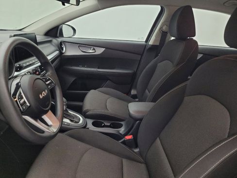 Used 2023 Kia Forte LXS FWD image 17