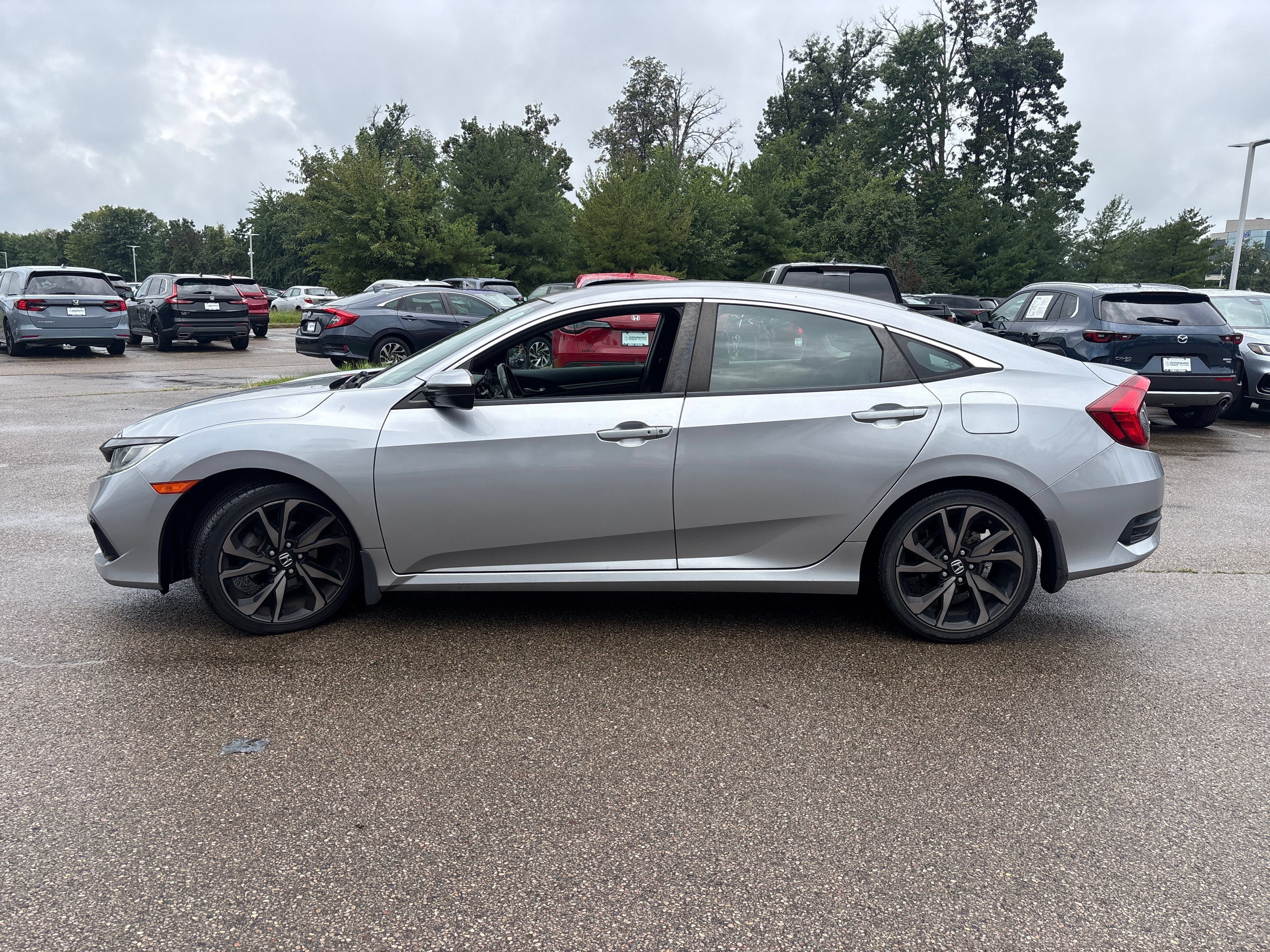 Used 2021 Honda Civic Sport image 8