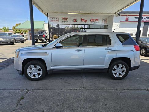 Used 2012 GMC Terrain SLE FWD image 3