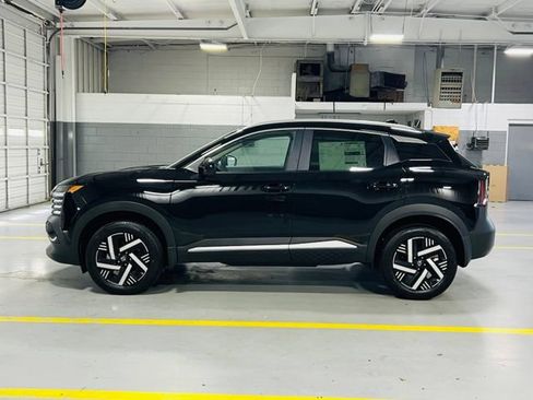 New 2026 Nissan Kicks SV FWD image 13