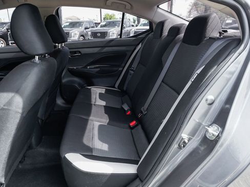 Used 2021 Nissan Versa SV image 30