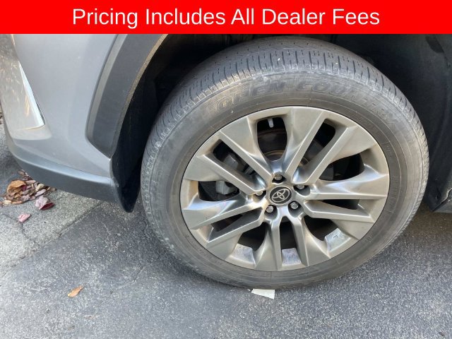 Used 2021 Toyota RAV4 XLE Premium AWD/4WD image 2