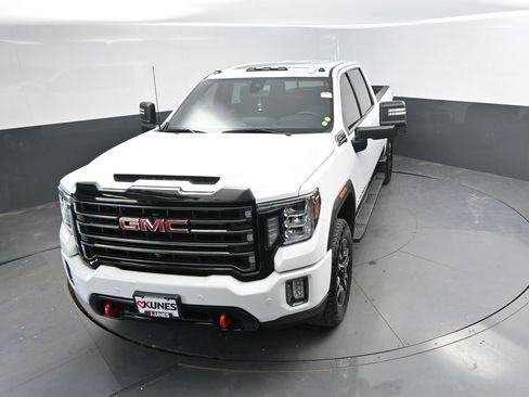 Used 2020 GMC Sierra 2500 AT4 w/ AT4 Premium Package AWD/4WD image 29