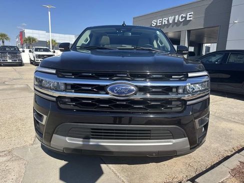 Used 2024 Ford Expedition Max Limited image 2