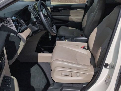 Used 2019 Honda Odyssey Elite image 8