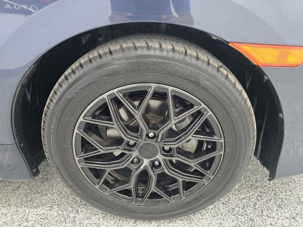 Used 2018 Honda Civic LX image 32