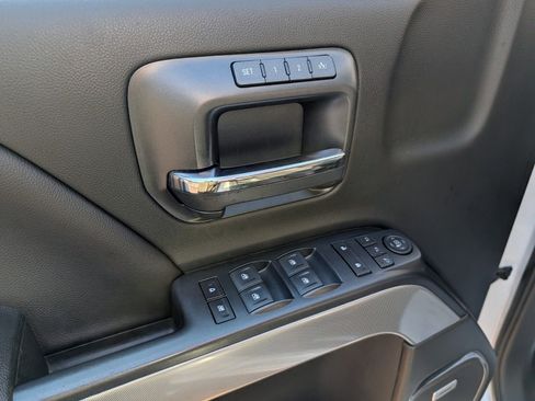 Used 2017 Chevrolet Silverado 1500 LTZ Z71 w/ LTZ Plus Package image 27