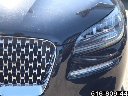 Used 2022 Lincoln Corsair AWD w/ Premium Package image 12