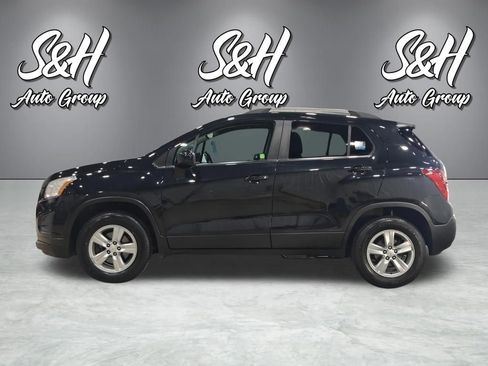 Used 2015 Chevrolet Trax LT w/ LT Plus Package AWD/4WD image 12