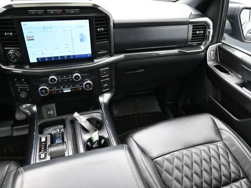 Used 2021 Ford F150 XLT w/ Equipment Group 302A High image 39