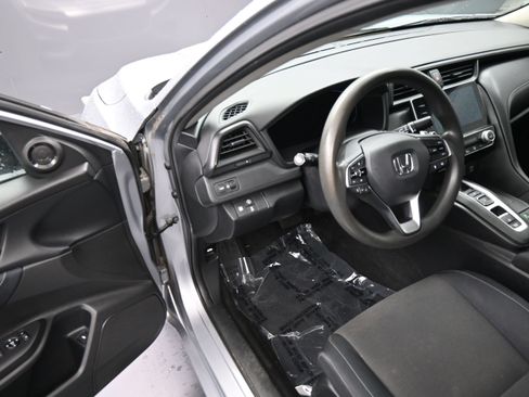 Used 2019 Honda Insight EX image 12