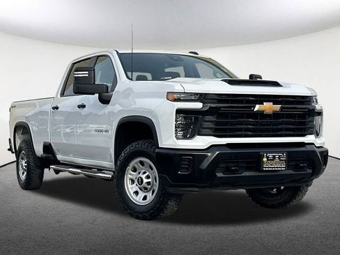 Used 2024 Chevrolet Silverado 3500 W/T w/ WT Convenience Package image 2
