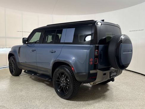 Used 2026 Land Rover Defender 110 S AWD/4WD image 3