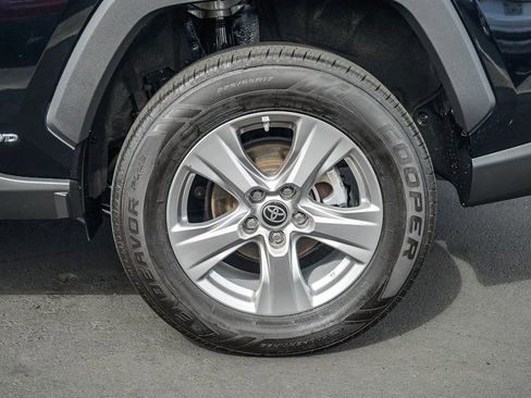 Used 2023 Toyota RAV4 LE image 12