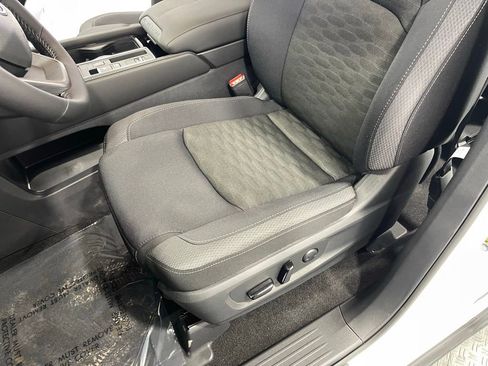 New 2026 Nissan Pathfinder SV FWD image 13