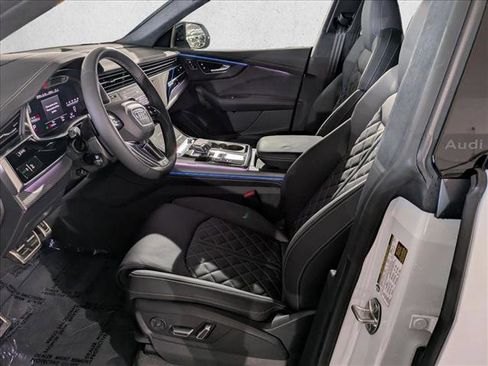 New 2026 Audi SQ8 Prestige image 4