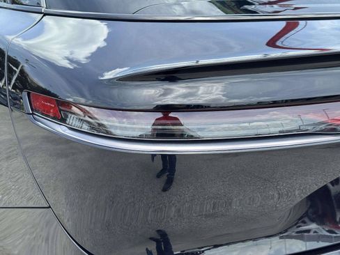 Used 2025 Lucid Air Pure RWD image 15