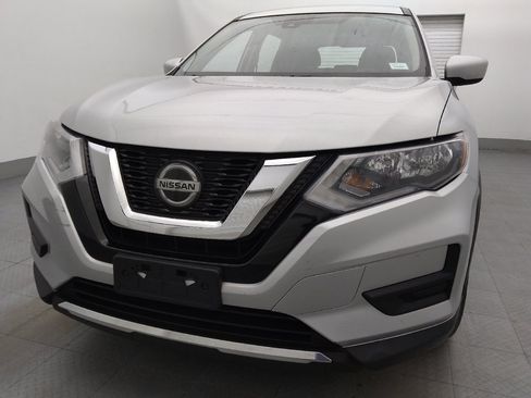 Used 2019 Nissan Rogue S AWD/4WD image 15
