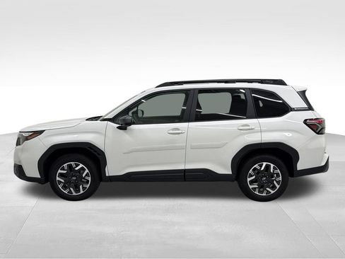 Used 2026 Subaru Forester Premium AWD/4WD image 4