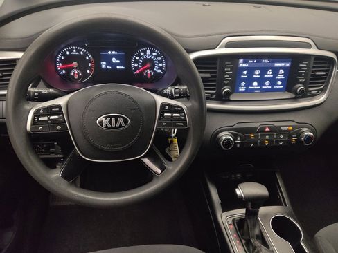 Used 2019 Kia Sorento L FWD image 22