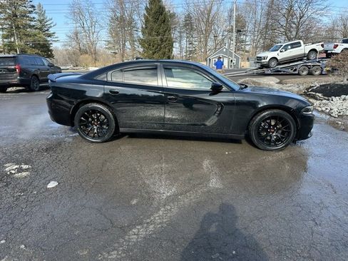 Used 2015 Dodge Charger R/T w/ Plus Group image 6