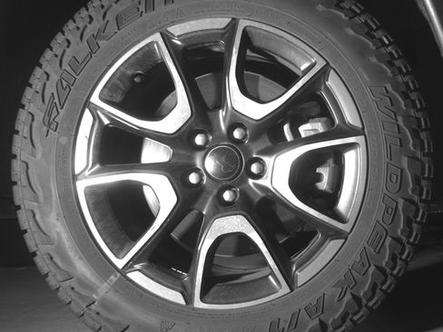 Used 2025 Jeep Compass Trailhawk AWD/4WD image 13