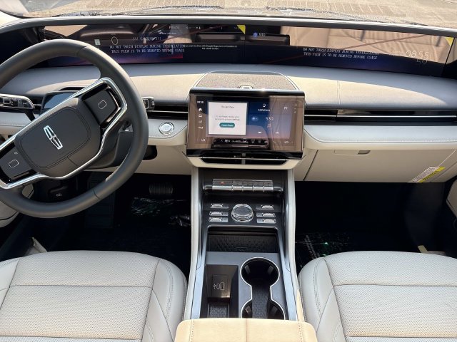 New 2026 Lincoln Nautilus Premier AWD/4WD image 14