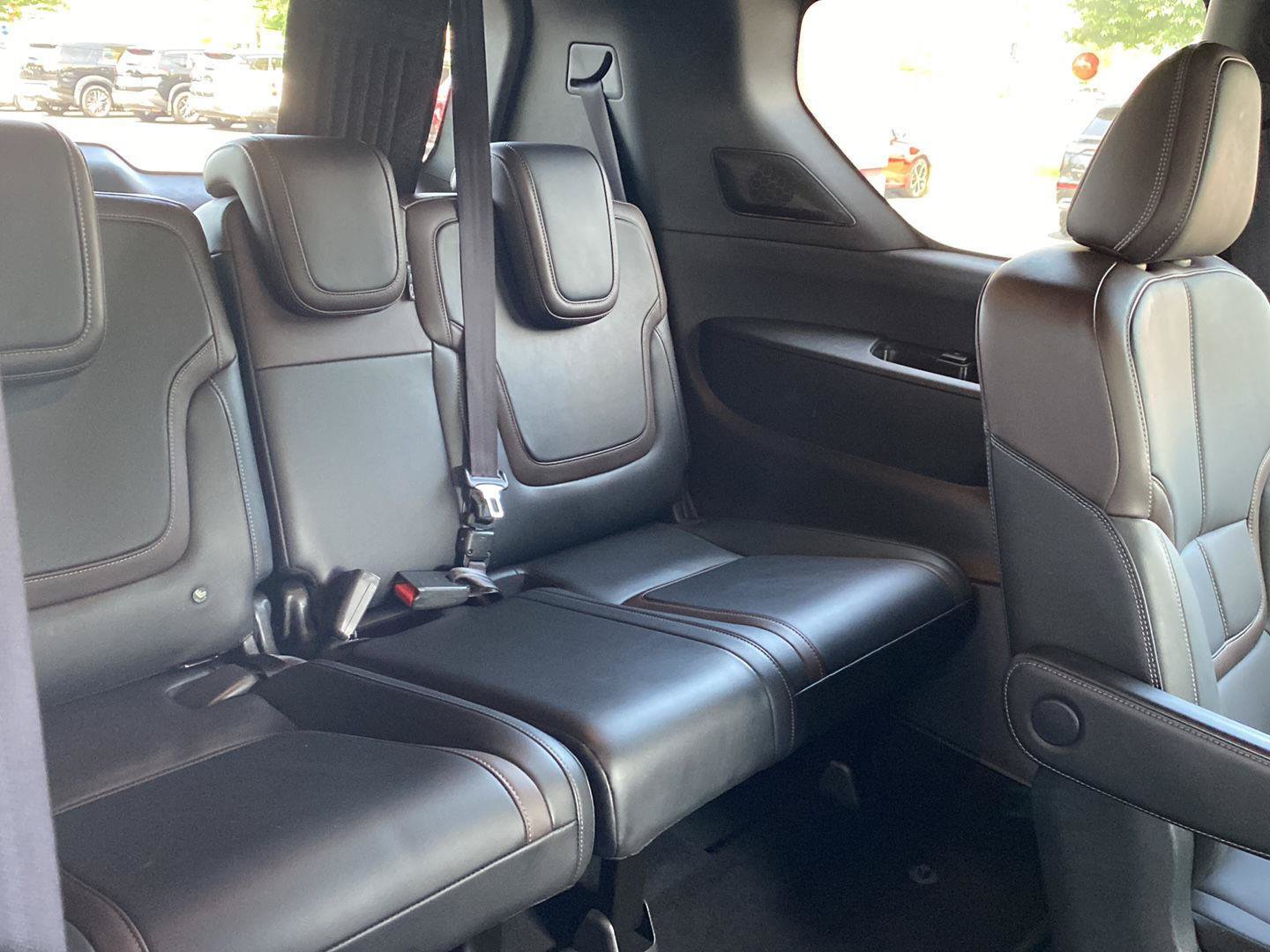 Certified 2025 Nissan Armada SL w/ Captain's Chari Seat Package RWD image 32