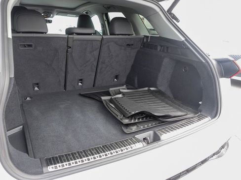 Used 2025 Audi Q5 Premium Plus w/ Premium Plus image 28