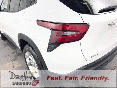 New 2026 Chevrolet Trax LS w/ LS Convenience Package image 13