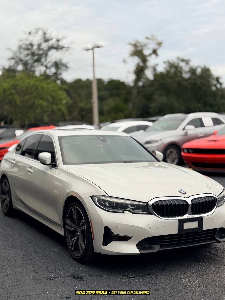 Used 2021 BMW 330i Sedan w/ Driving Assistance Package RWD image 4