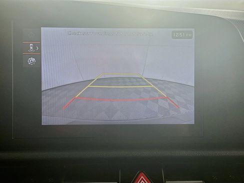 Used 2026 Kia Niro LX FWD image 22