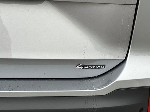 New 2026 Volkswagen Tiguan SE AWD/4WD image 24