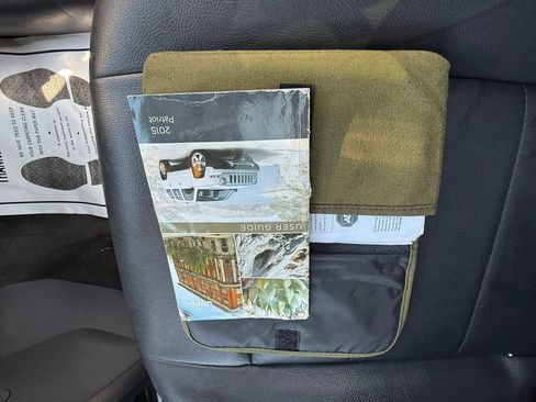 Used 2015 Jeep Patriot High Altitude FWD image 22