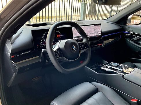 Certified 2026 BMW 530i image 18