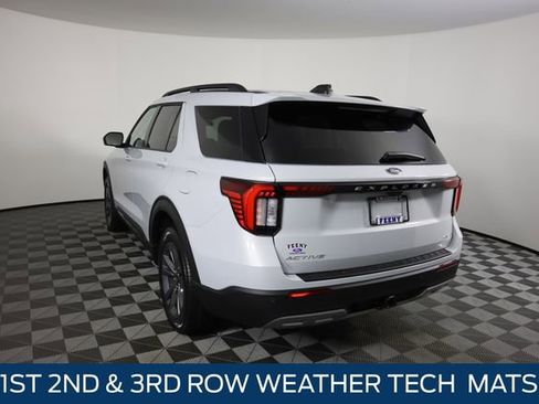 New 2026 Ford Explorer Active w/ Active Comfort Package image 5