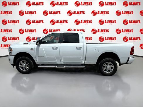 Used 2024 RAM 2500 Laramie AWD/4WD image 10
