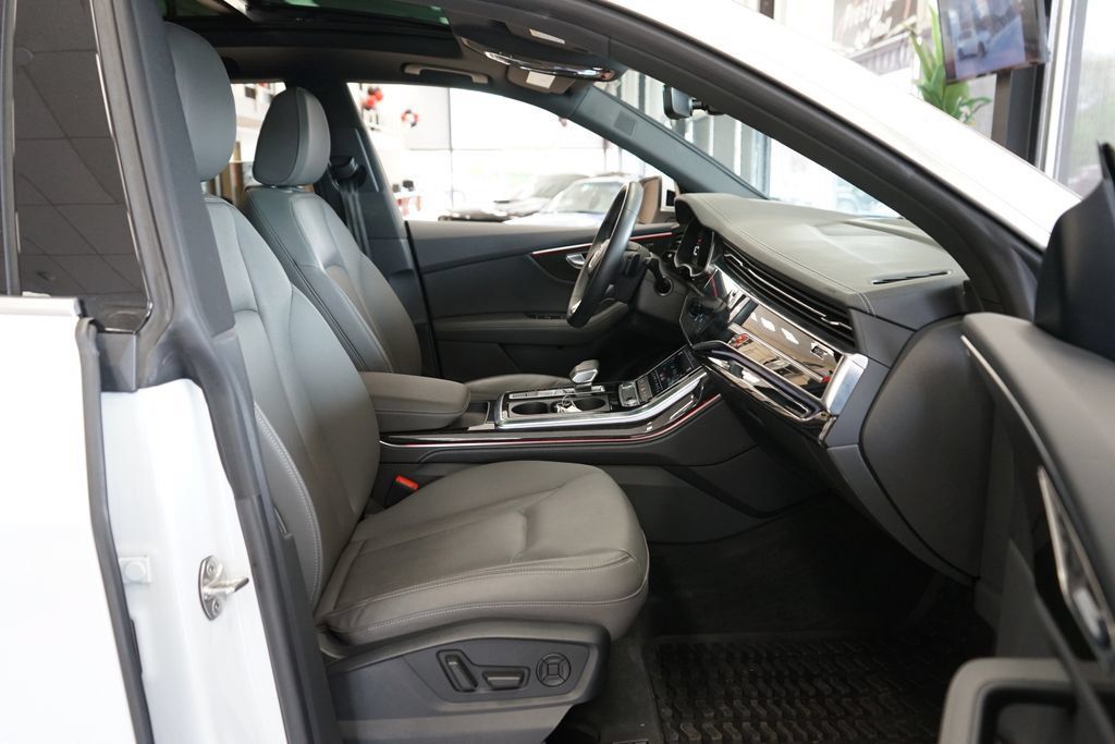 Used 2023 Audi Q8 Premium Plus AWD/4WD image 54