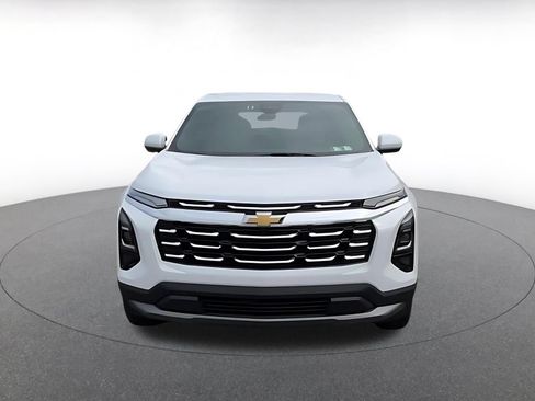 Used 2025 Chevrolet Equinox LT FWD image 4