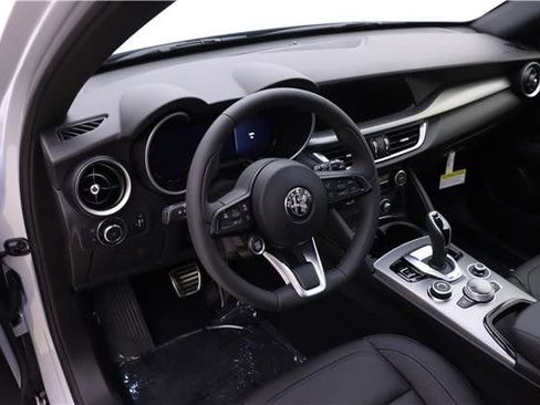 New 2024 Alfa Romeo Stelvio Ti image 6