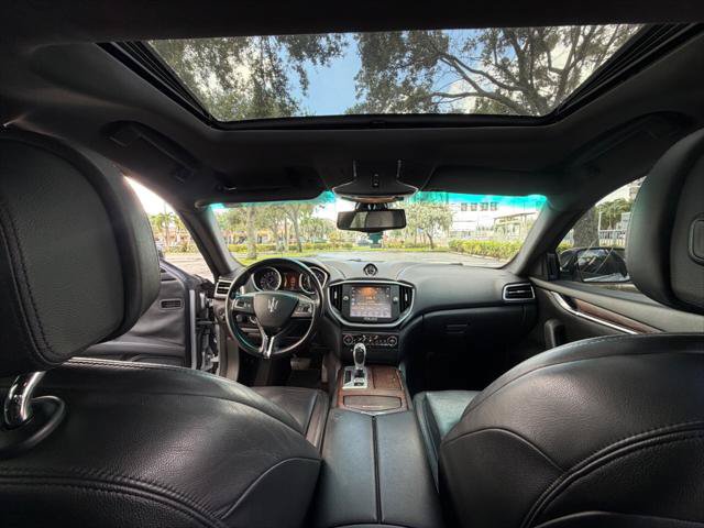 Used 2014 Maserati Ghibli S Q4 AWD/4WD image 21
