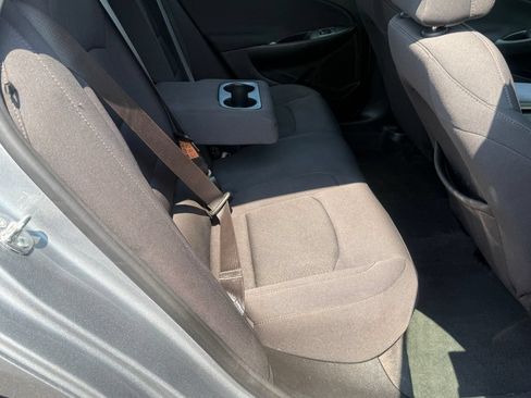 Used 2023 Chevrolet Malibu LT FWD image 18