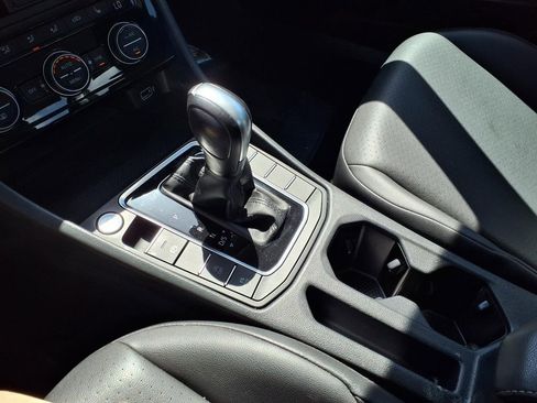 Used 2020 Volkswagen Jetta SEL FWD image 12