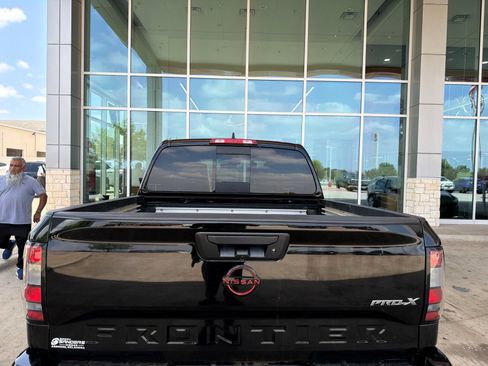 Used 2023 Nissan Frontier Pro-X w/ Pro Convenience Package RWD image 15